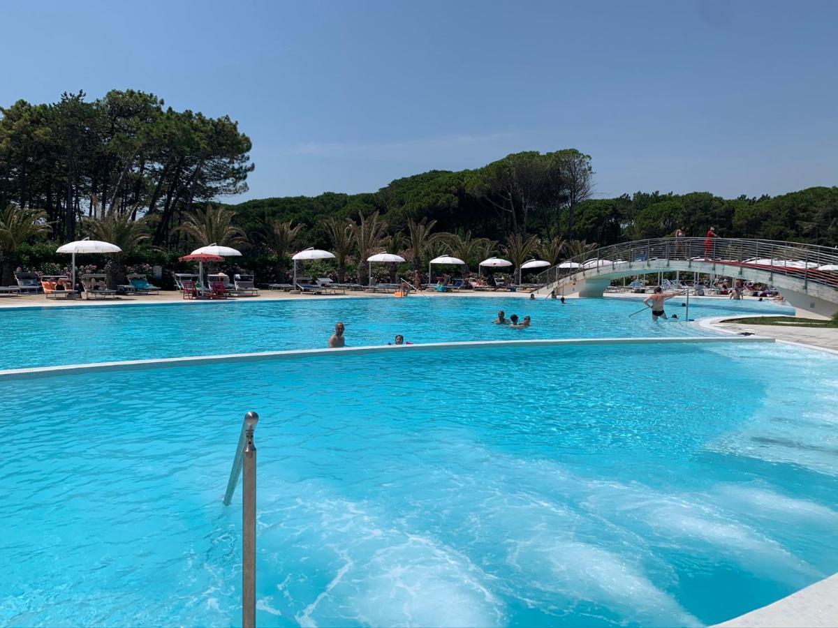 Penthouse Bellavista Lignano Sabbiadoro Exterior foto