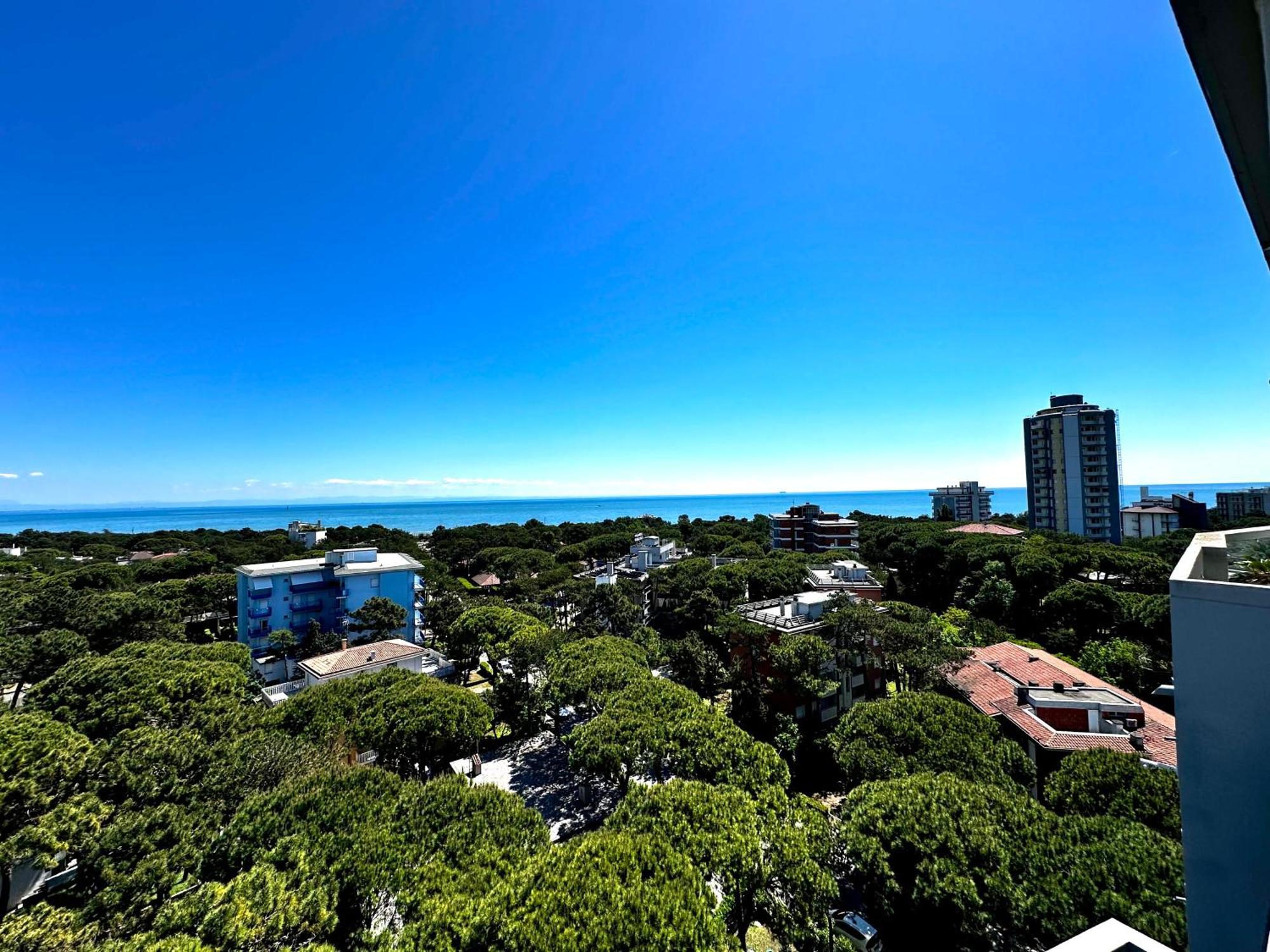 Penthouse Bellavista Lignano Sabbiadoro Exterior foto
